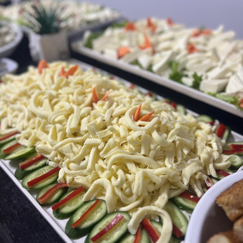 Leziz Açık büfe kahvaltı catering